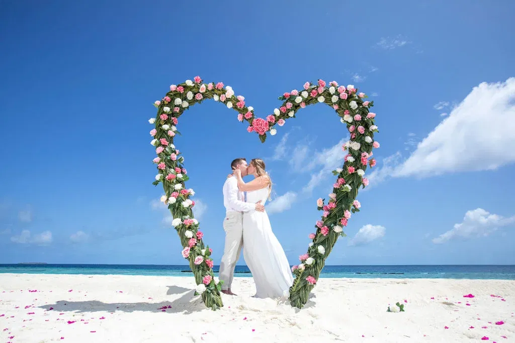 Romantic Getaways: Honeymooning in the Maldives